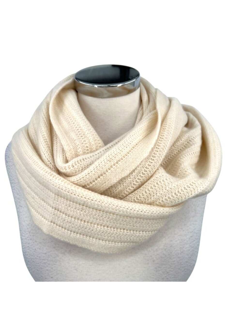 Halogen Cream Ribbed 100% Cashmere Infinity Scarf One Size Quiet Luxury